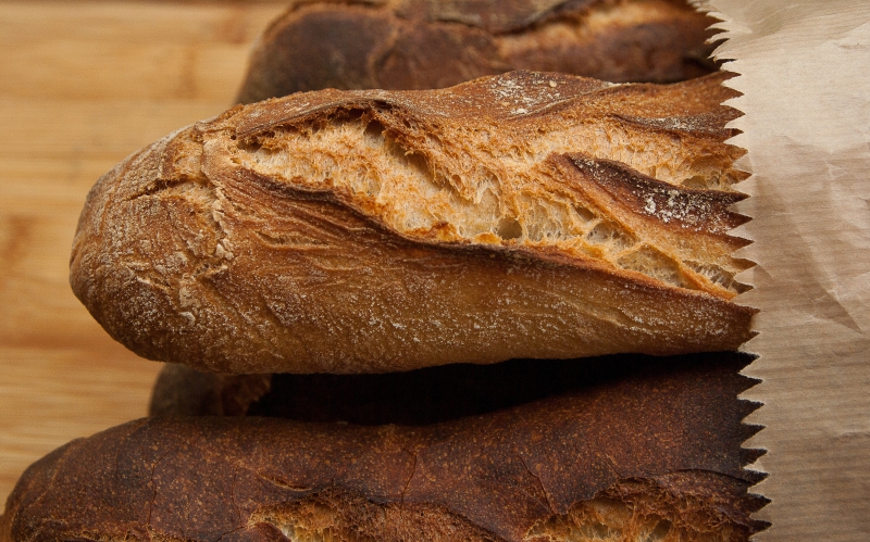 boutique-CASTILLON-min_dish-food-baking-cuisine-bread-bakery-399077-pxhere.com